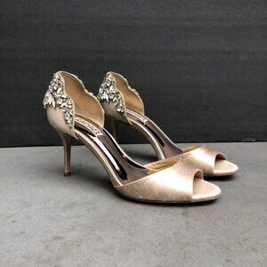 Badgley Mischka established nude satin pumps size 7